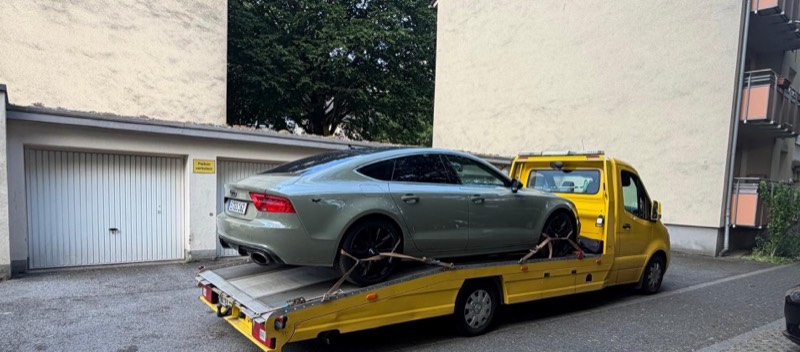 Vom Kunden geteiltes Foto der Fahrzeugübergabe